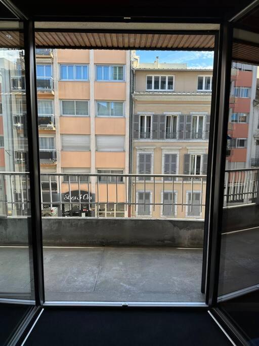 Appt De Standing Centre Ville Tarbes Dış mekan fotoğraf